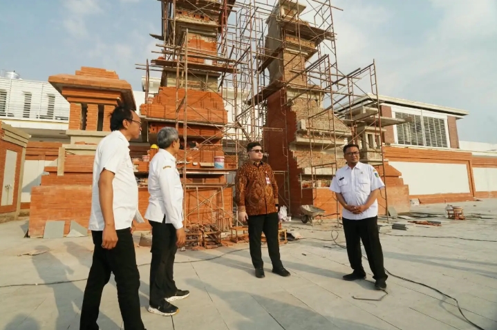 Mas Dhito Cek Pembangunan Museum Sri Aji Joyoboyo Tahap 3